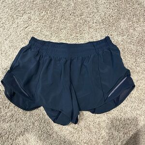 Hotty Hot 2.5in. Lululemon Short